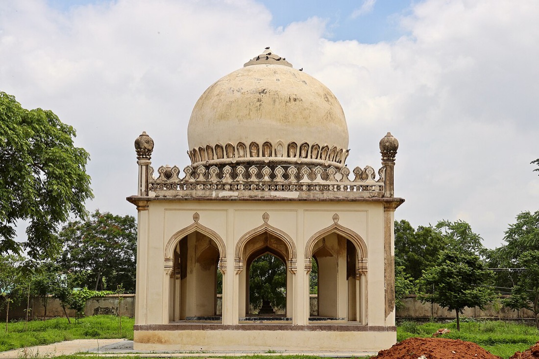 Qutb Shahi Tombs, Hyderabad